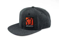 YOKO LIPPIS CAP